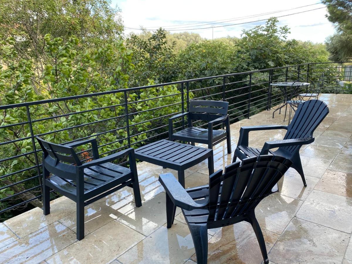 Sweet Home: Cozy With Terrace Near And Sea